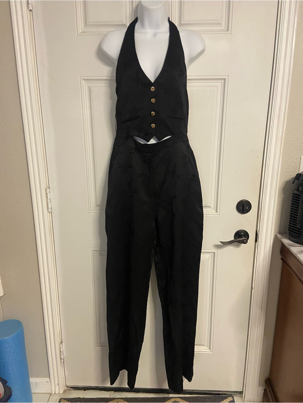 T42a- ZARA Black JACQUARD Vest Jumpsuit